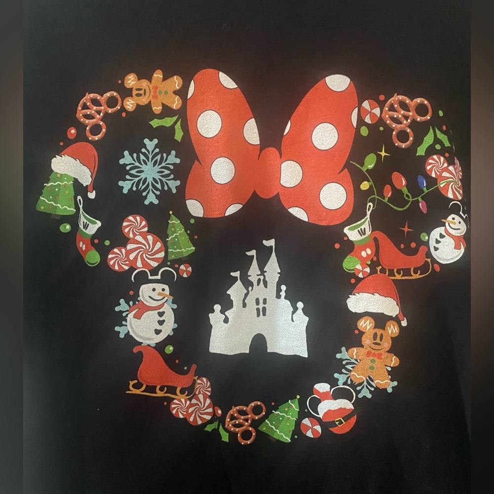 Women’s Disney Christmas Tee